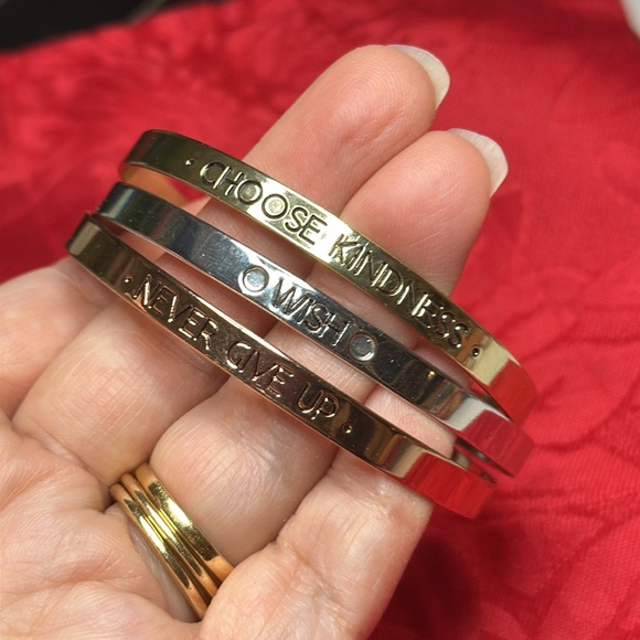 NEW Bangles Set - Never Give Up.Choose Kindness.Wish (Gold/Rose/Silver) - Picture 7 of 10